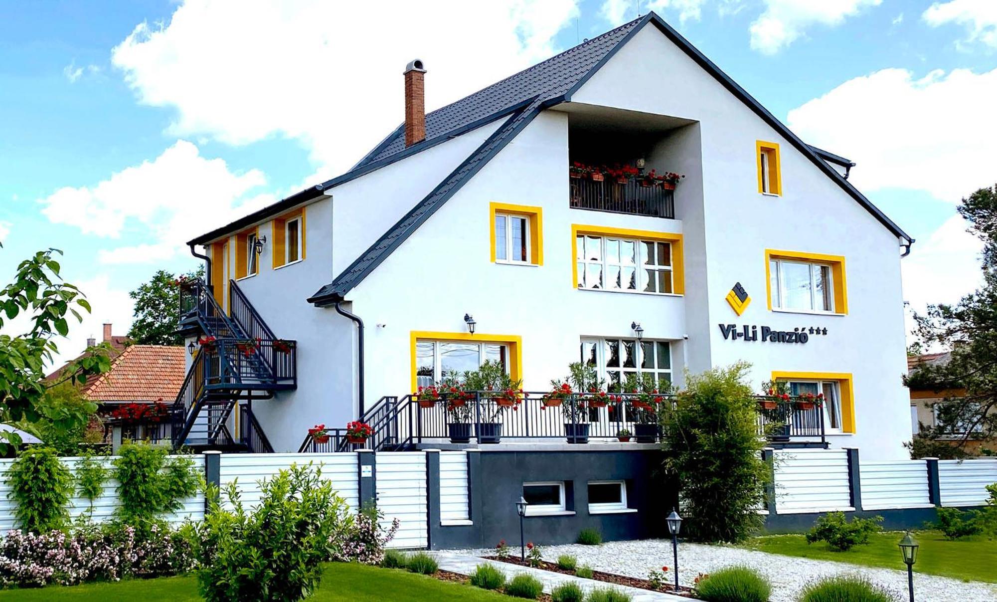 Bed and Breakfast Vi-Li Panzio à Maklár Extérieur photo