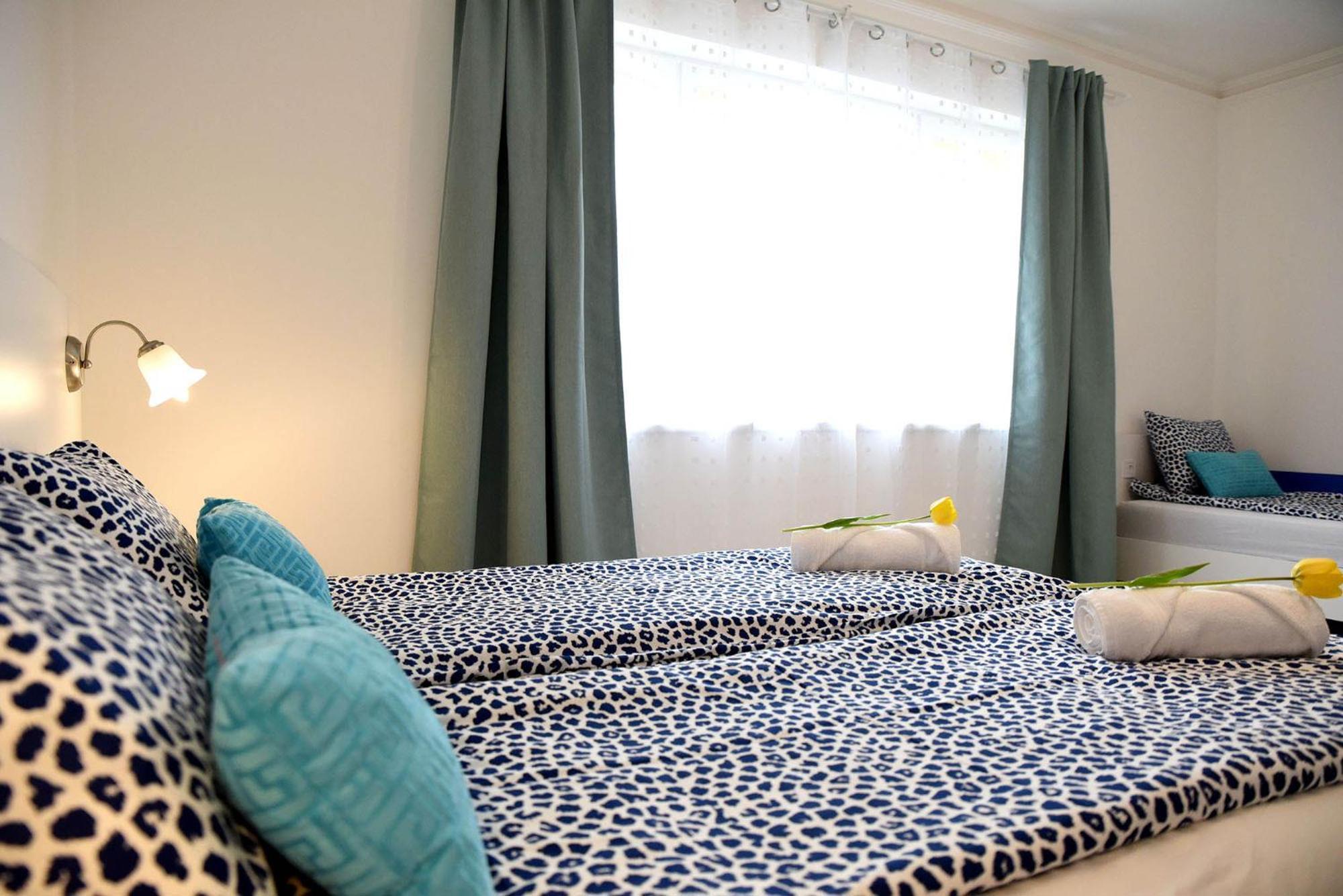 Bed and Breakfast Vi-Li Panzio à Maklár Extérieur photo