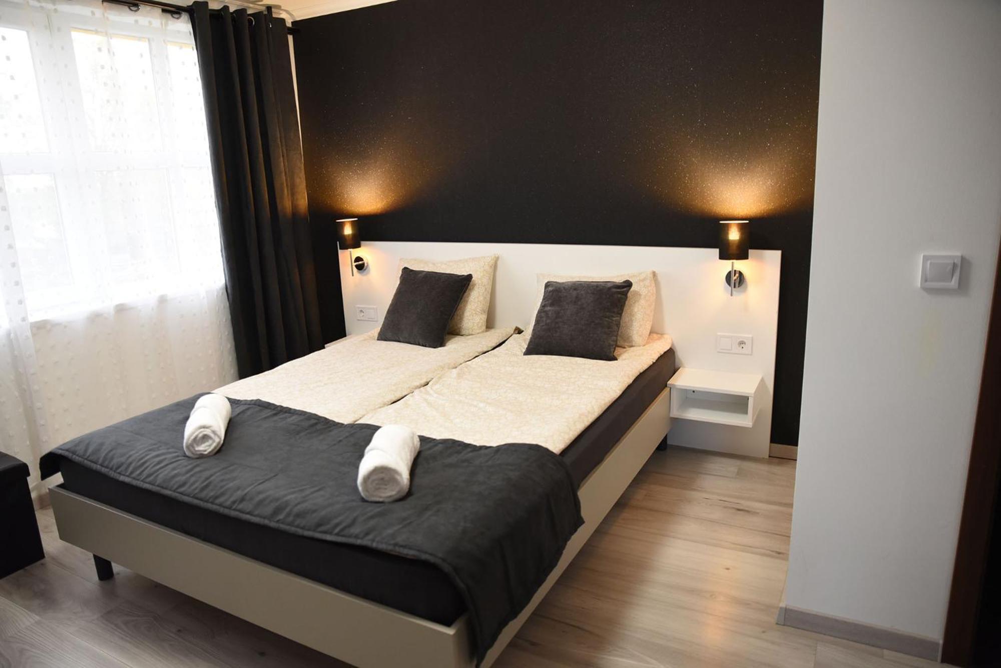 Bed and Breakfast Vi-Li Panzio à Maklár Extérieur photo